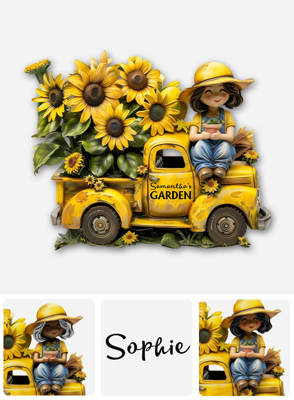 And Into The Garden I Go To Lose My Mind - Personalized Gardening Cut Metal Sign