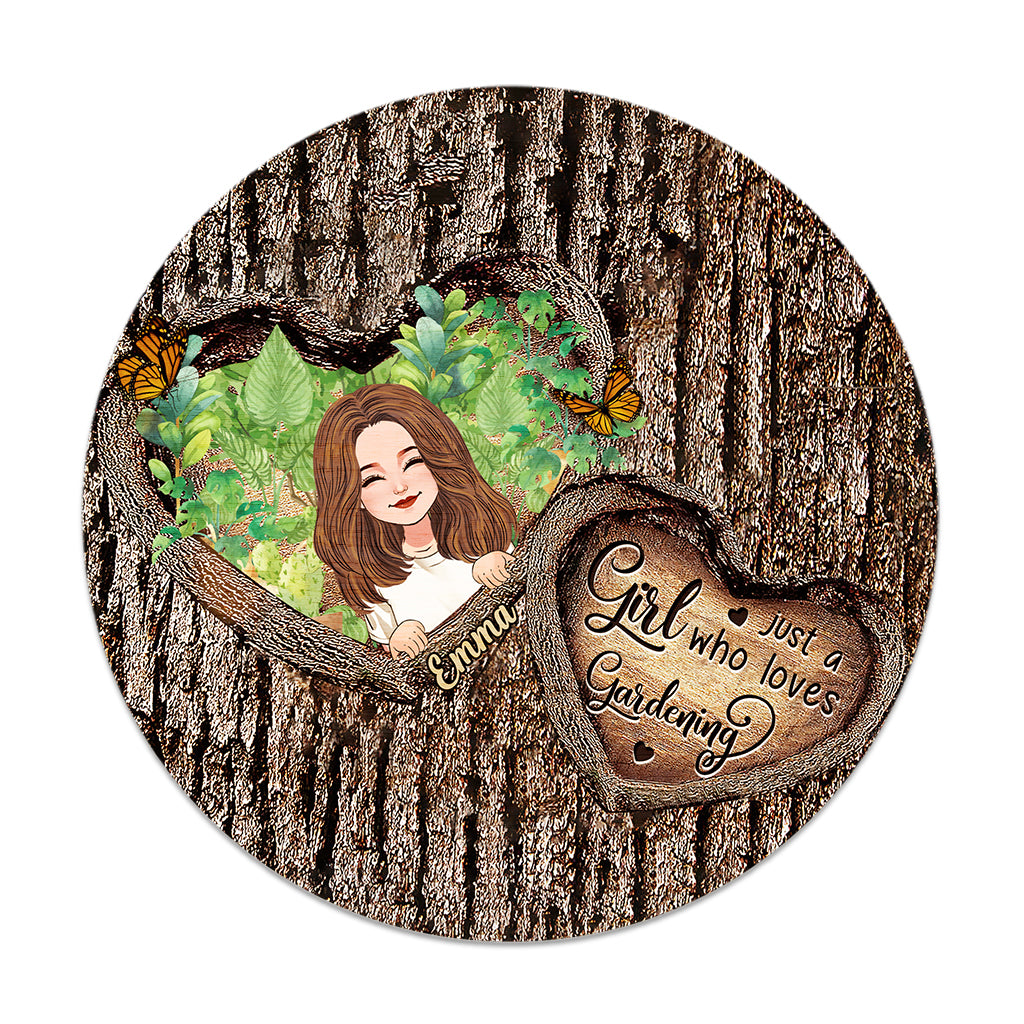 Into The Garden I Go - Personalized Gardening Round Wood Sign