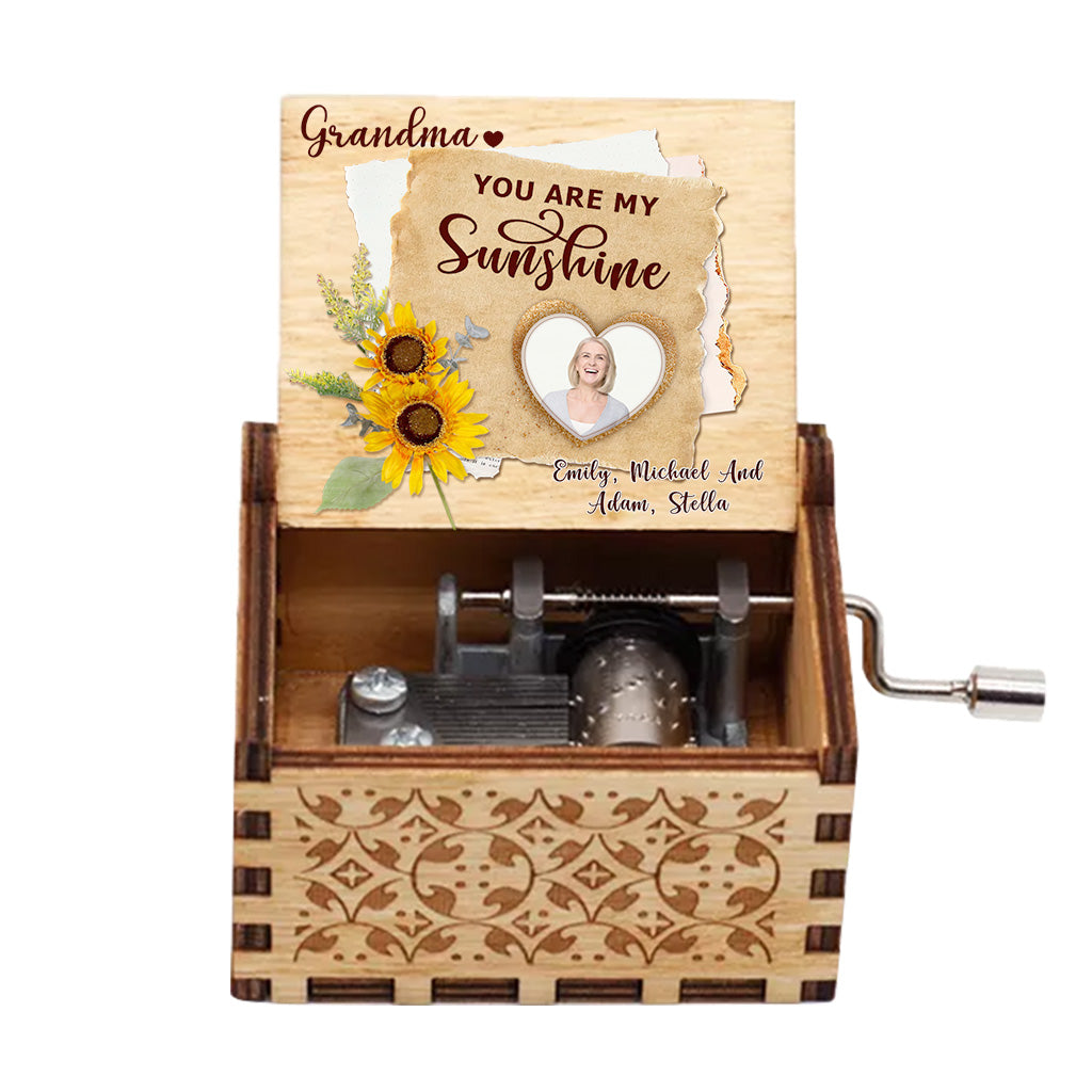You Are My Sunshine - Personalized Mother's Day Grandma Hand Crank Music Box