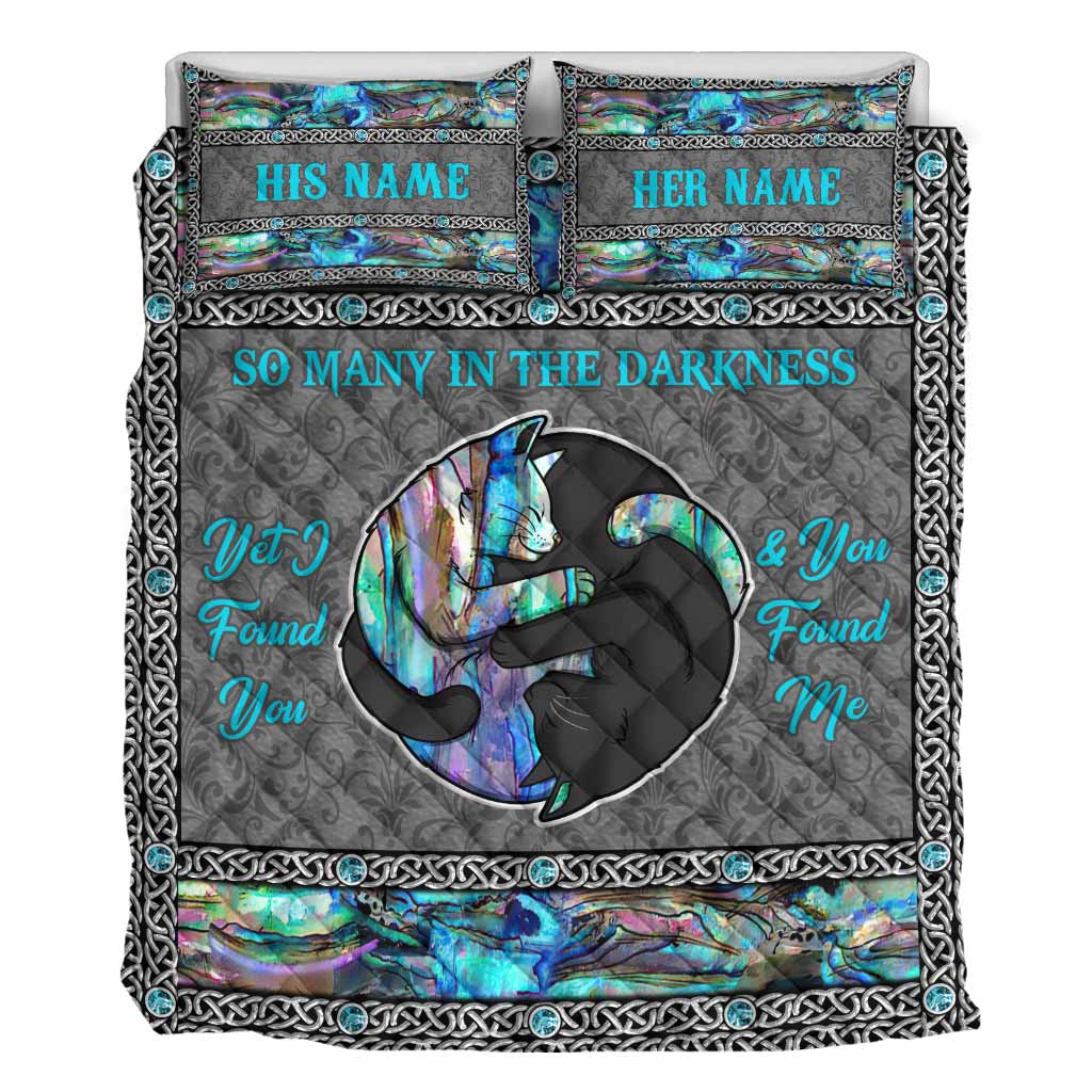 So Many In The Darkness - Personalized Cat Quilt Set