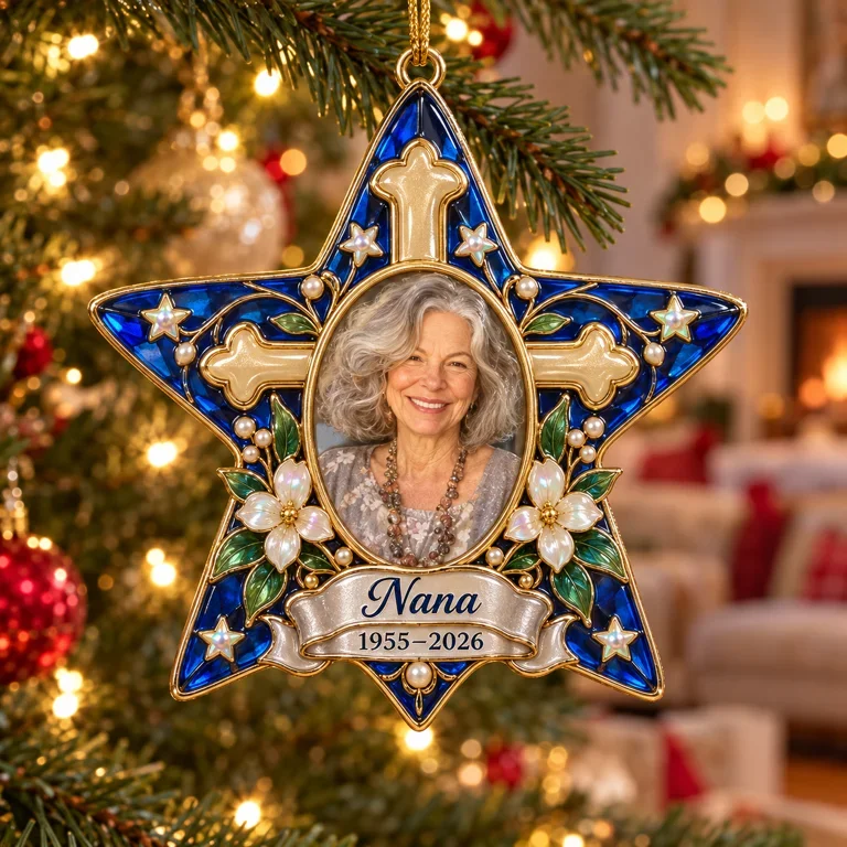Personalized Custom Photo Star Memorial 3D Christmas Ornament - Grandmother Remembrance Keepsake