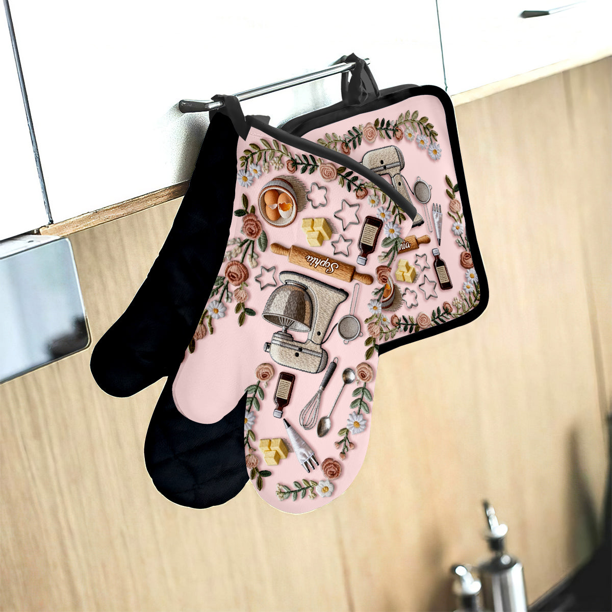 Love Baking - Personalized Baking Oven Mitts & Pot Holder Set