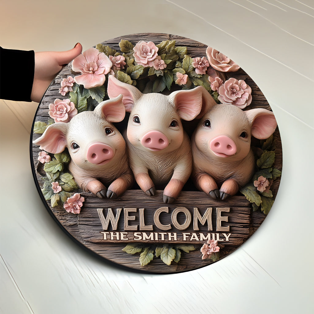 Welcome - Personalized Pig Lover Round Wood Sign