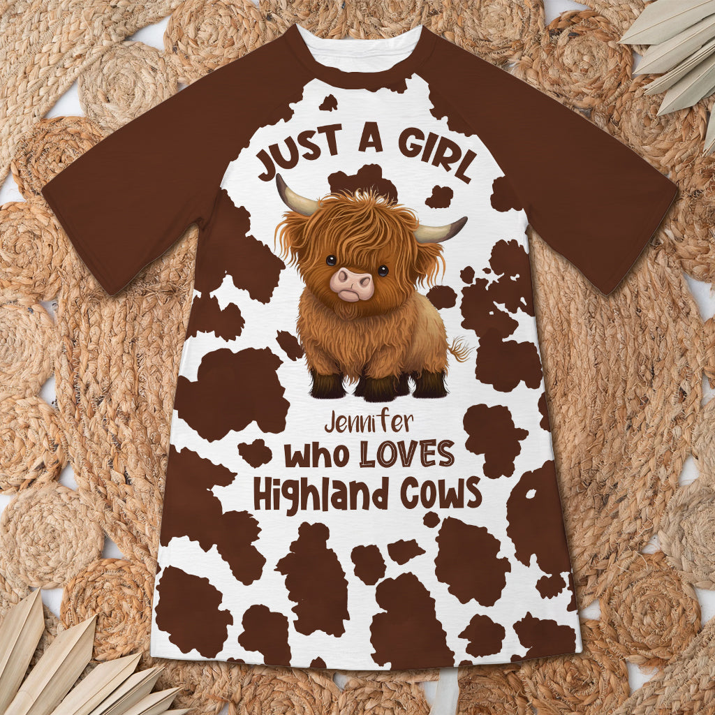Just A Girl Who Loves Highland Cows - Personalized Highland Cow Sleep T-shirt Dress
