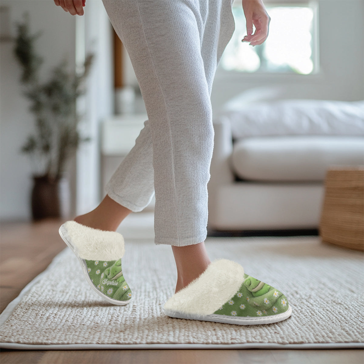 Love Frog - Personalized Frog Slippers With Fur Lining
