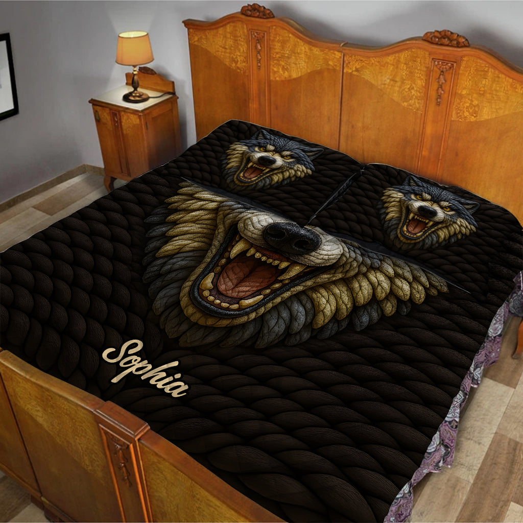 Wolf Lover Gift - Personalized Wolf Quilt Set