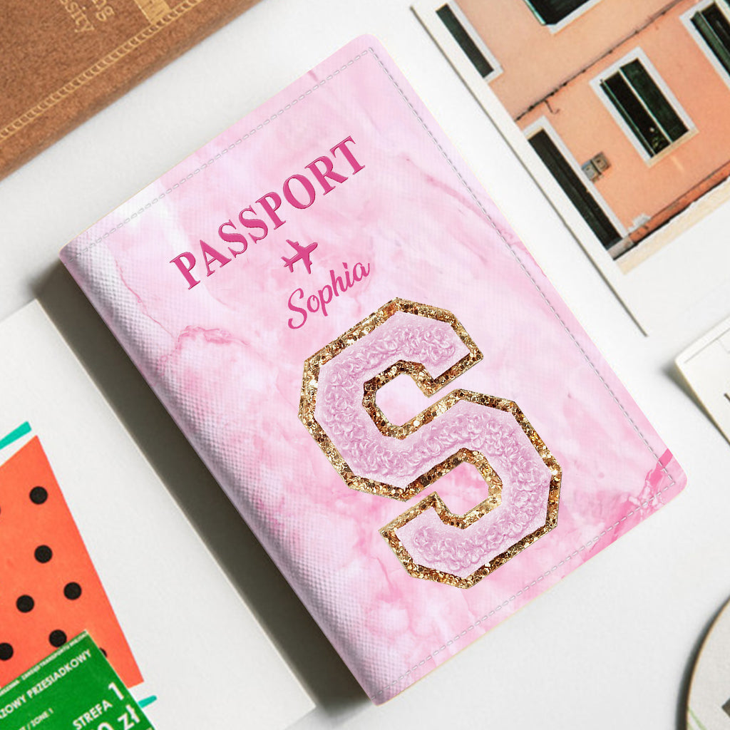 Love Traveling - Personalized Travelling Passport Holder