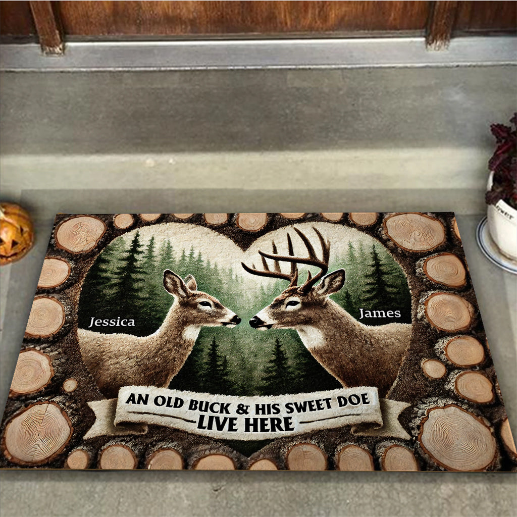 An Old Buck & His Sweet Doe Live Here - Personalized Hunting Doormat