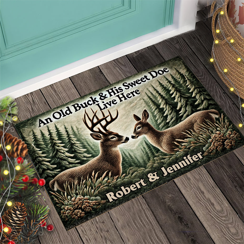 An Old Buck & His Sweet Doe Live Here - Personalized Hunting Doormat