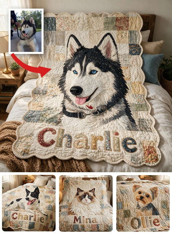 Personalized Blue Eyed Siberian Husky Patchwork Fleece Blanket, Custom Dog Owner Gift Cozy Home Decor