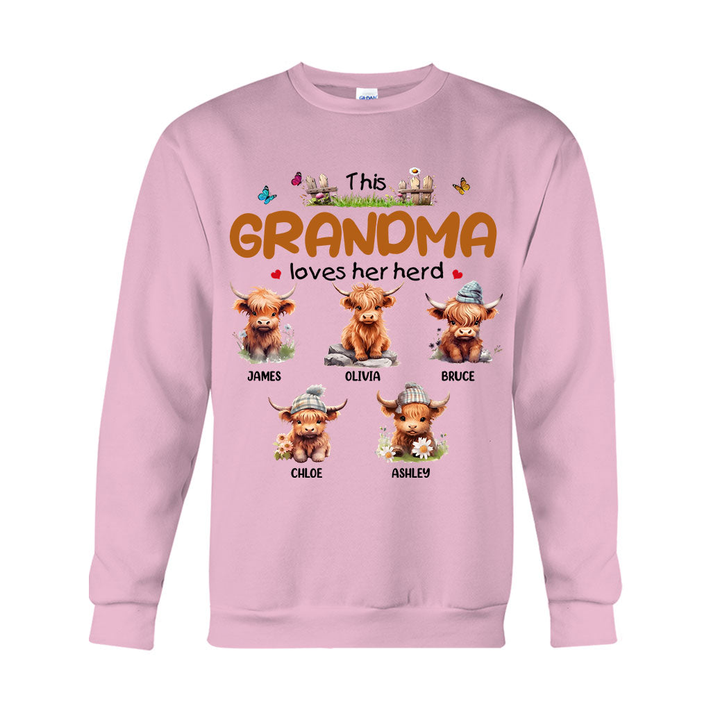 This Grandma Loves Her Herd - Personalized Grandma T-shirt And Hoodie