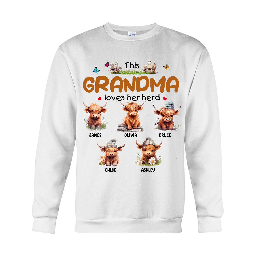 This Grandma Loves Her Herd - Personalized Grandma T-shirt And Hoodie
