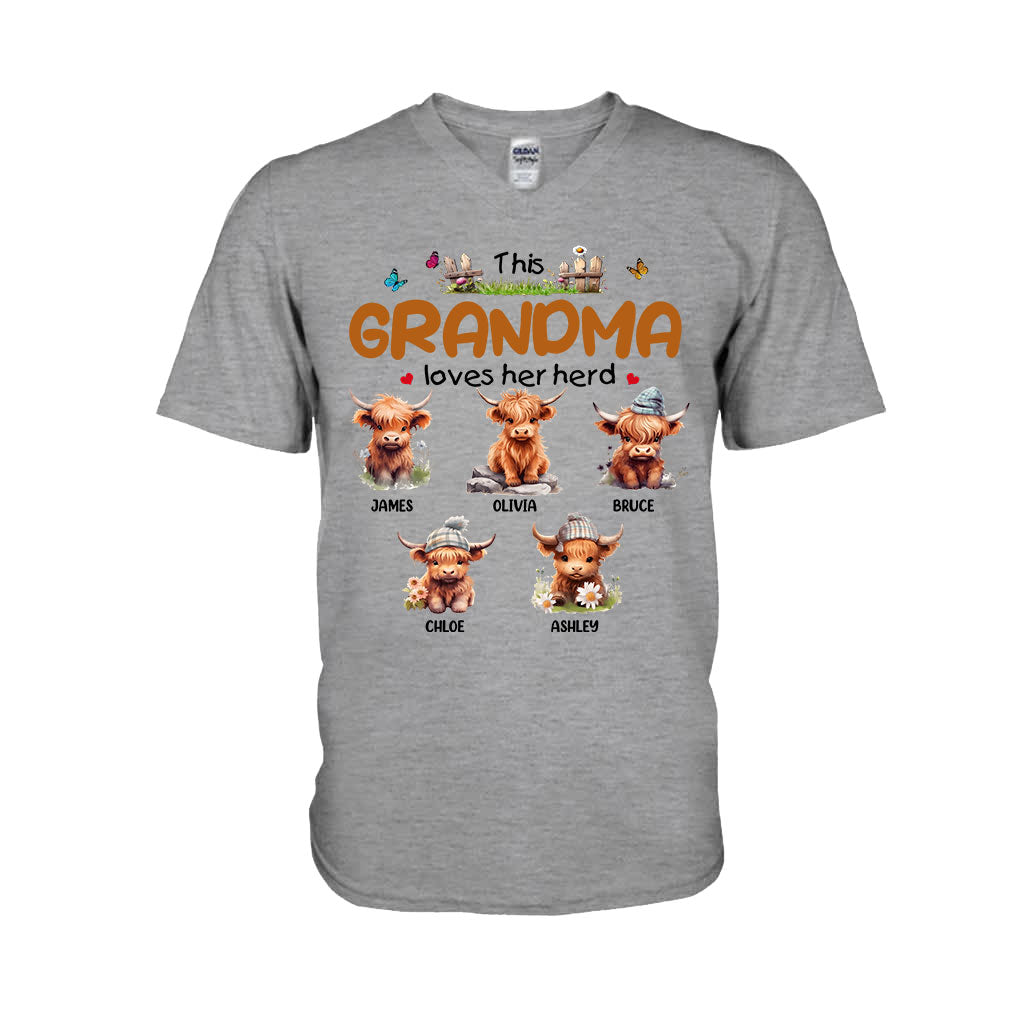 This Grandma Loves Her Herd - Personalized Grandma T-shirt And Hoodie