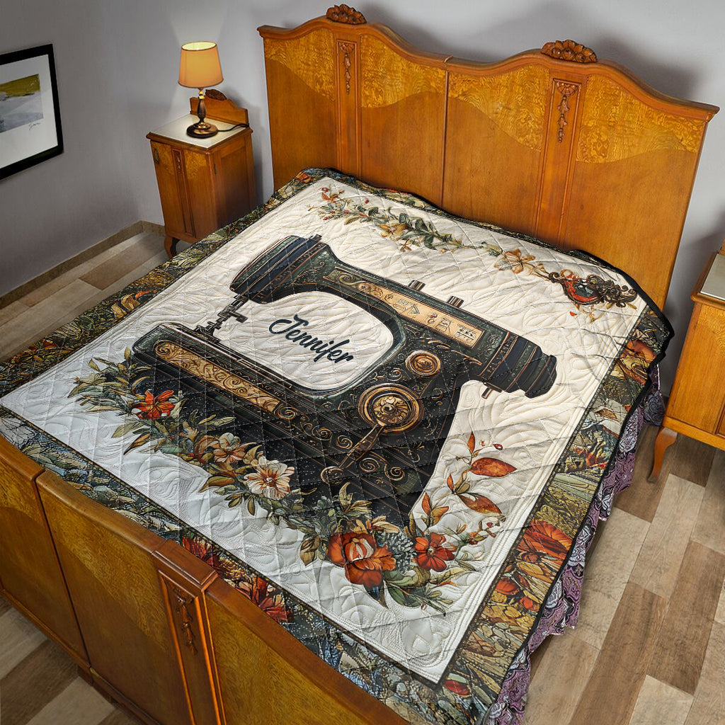 Vintage Sewing Machine - Personalized Sewing Quilt