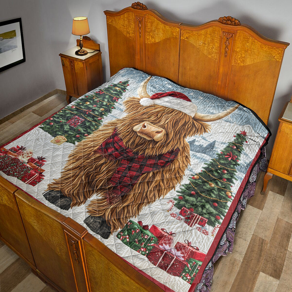 Beautiful Christmas Highland Cow - Personalized Quilt