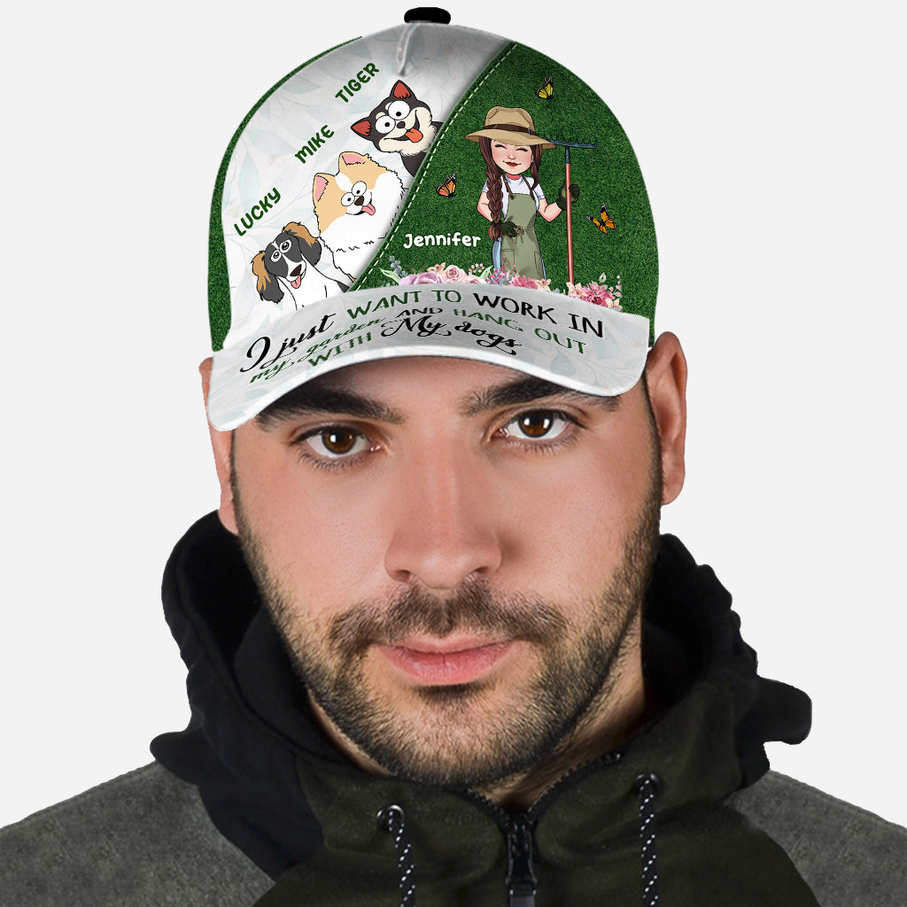 I Just Want To Work In My Garden And Hang Out With My Pets - Personalized Gardening Classic Cap