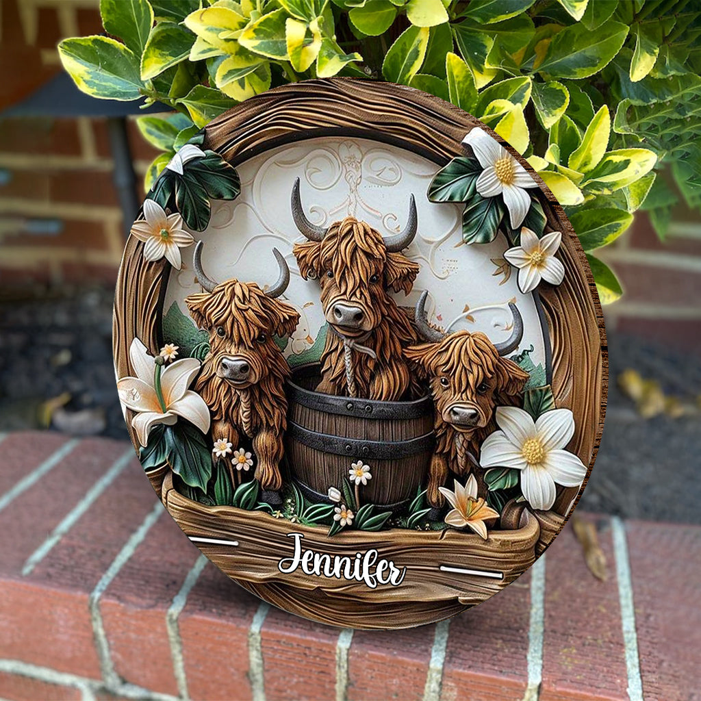 Love Highland Cows - Personalized Round Wood Sign