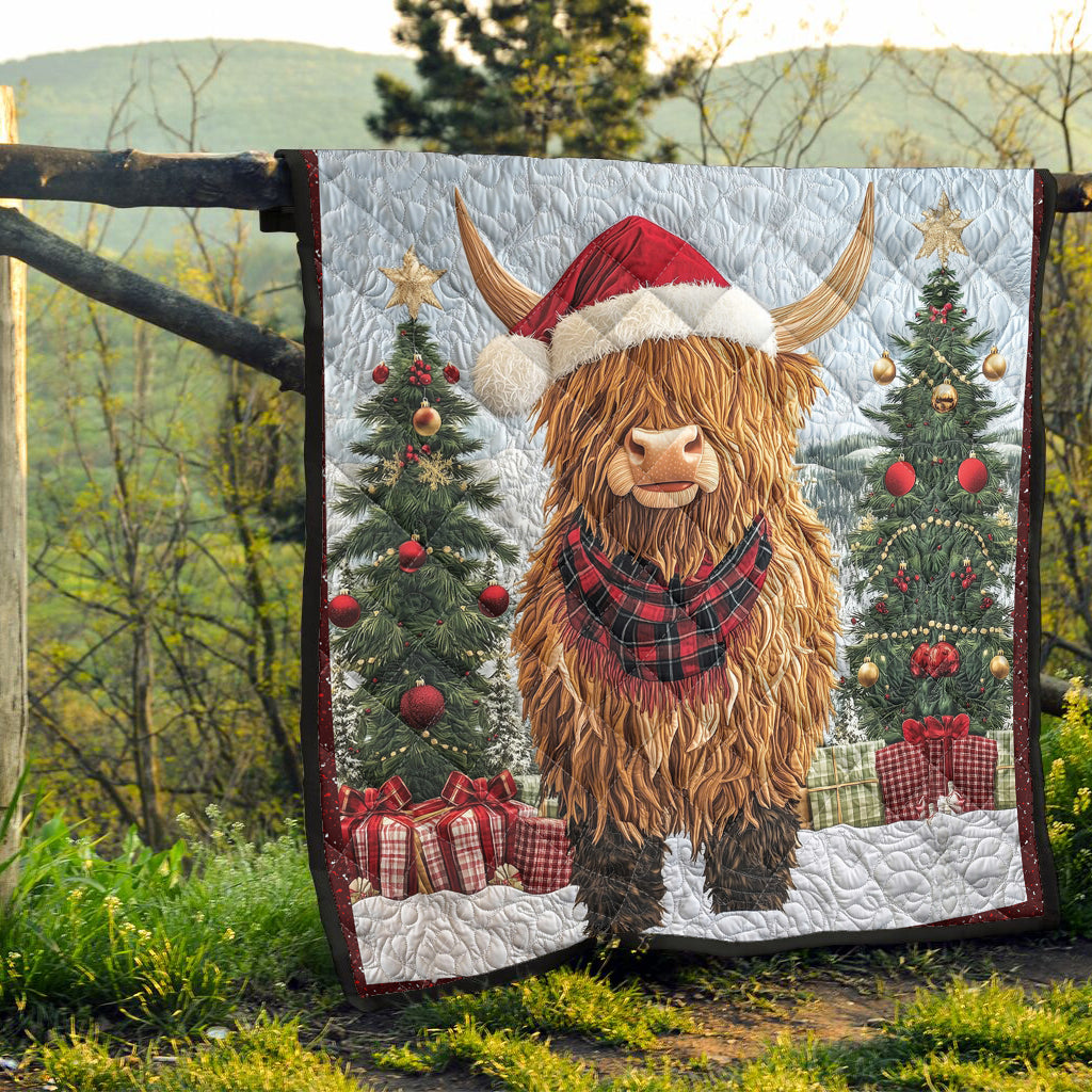 Beautiful Christmas Highland Cow - Personalized Quilt