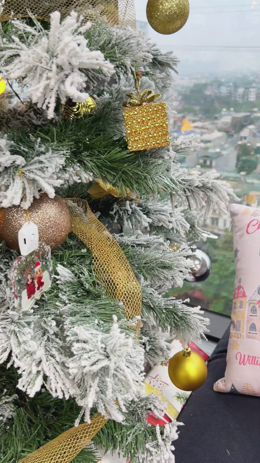 Merry Christmas In Poundtown - gift for husband, boyfriend, girlfriend - Personalized Throw Pillow