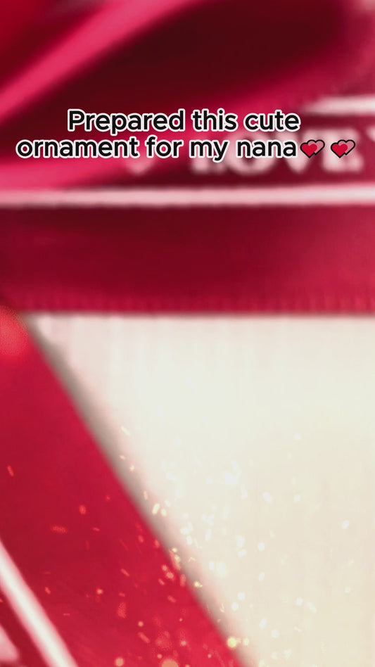 Snowman Grandma/ Nana/ Mimi/ Gigi... - Personalized Grandma Ornament