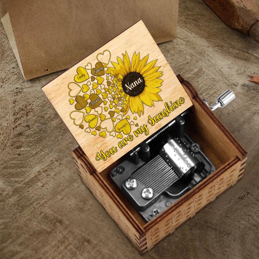 You Are My Sunshine - Personalized Mother's Day Grandma Hand Crank Music Box