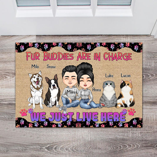 The Dogs Are In Charge - Personalized Couple Doormat