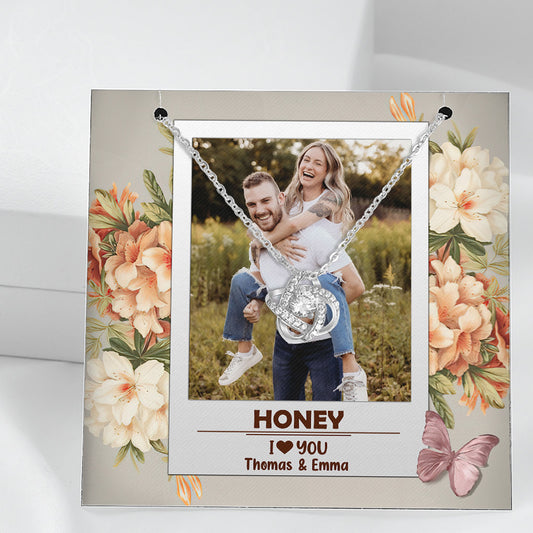 Grandma I Love You - Gift for grandma, mom, aunt, sister, wife, girlfriend - Personalized Necklace