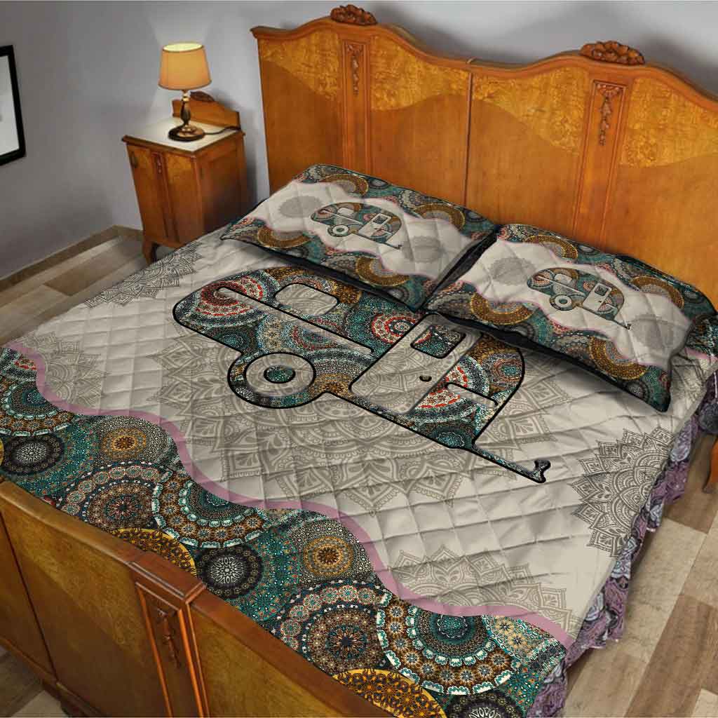 Love Camping Quilt Set 112021