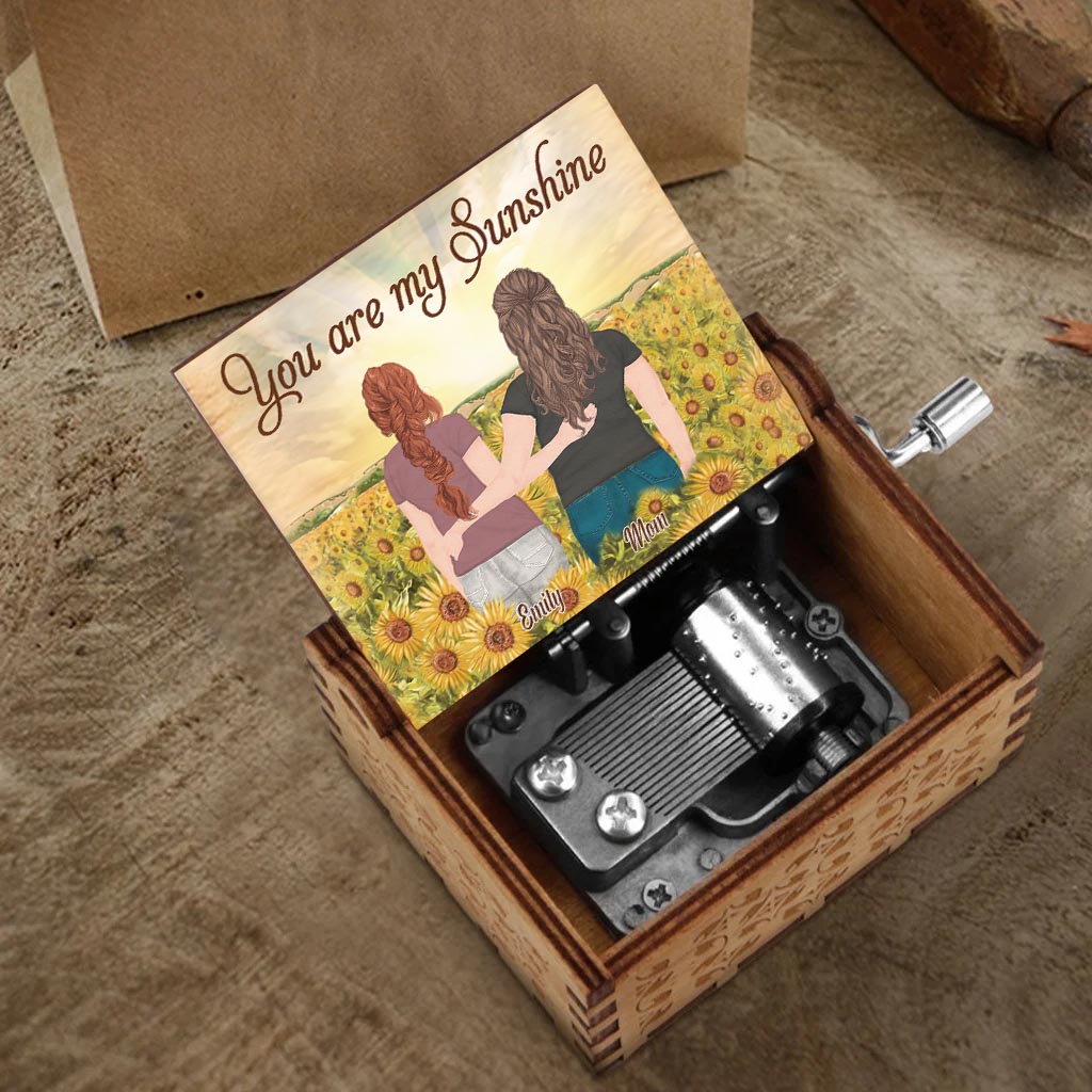 You're My Sunshine - Personalized Mother's Day Mother Hand Crank Music Box