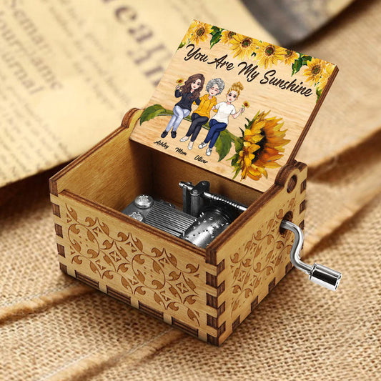You Are My Sunshine - Personalized Mother's Day Mother Hand Crank Music Box