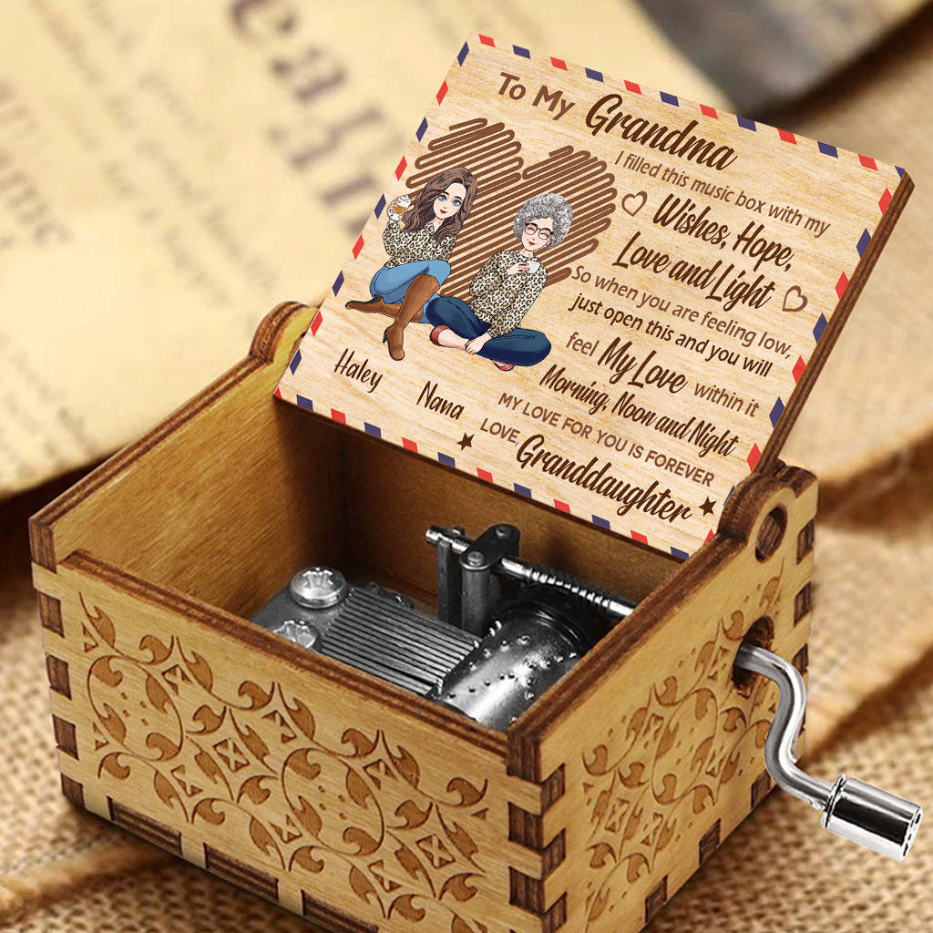 To My Grandma - Personalized Mother's Day Grandma Hand Crank Music Box