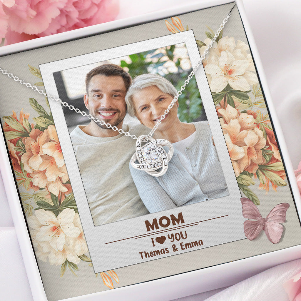 Grandma I Love You - Gift for grandma, mom, aunt, sister, wife, girlfriend - Personalized Necklace