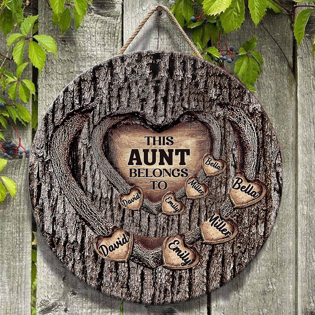 Dad's Heart - Gift for dad, grandma, grandpa, mom, uncle, aunt, brother, sister - Personalized Round Wood Sign