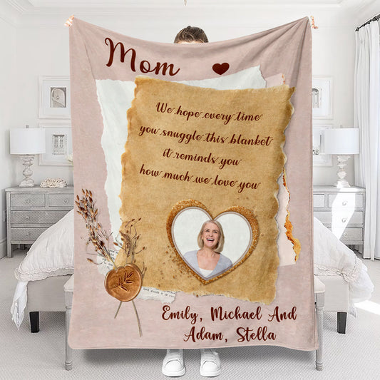 Grandma Mama - Gift for grandma, mom, dad, grandpa, aunt, uncle, sister, brother, husband, wife, friend - Personalized Blanket