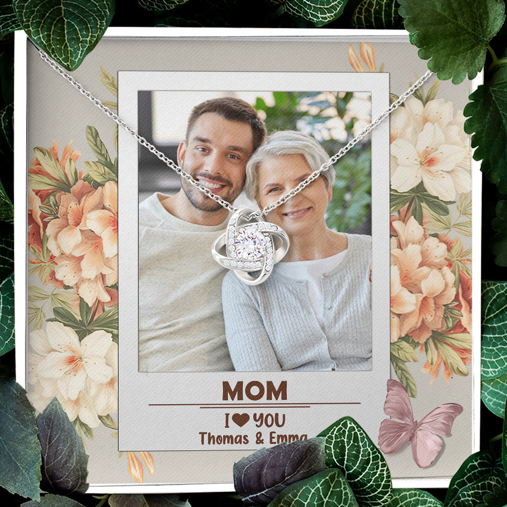 Grandma I Love You - Gift for grandma, mom, aunt, sister, wife, girlfriend - Personalized Necklace