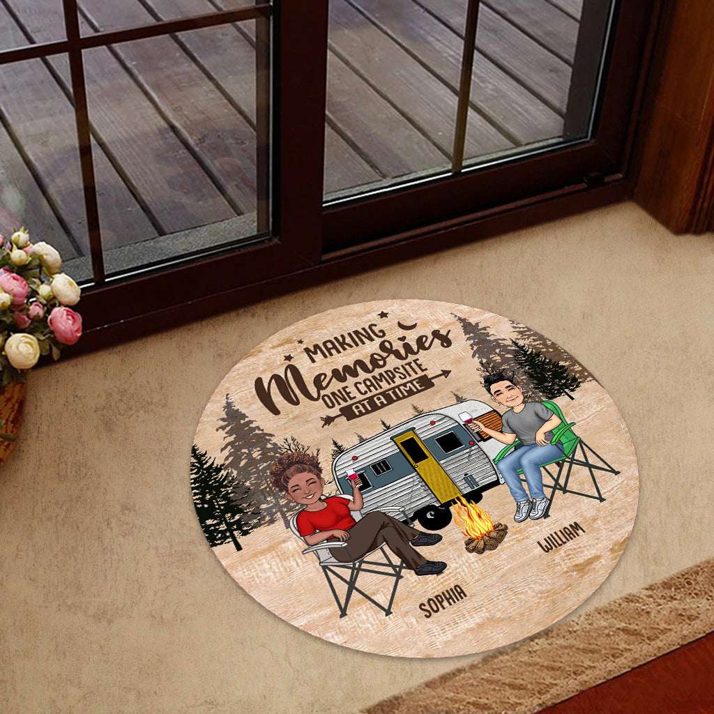 Happy Camper - Camping gift for husband, wife, boyfriend, boyfriend - Personalized Shaped Doormat