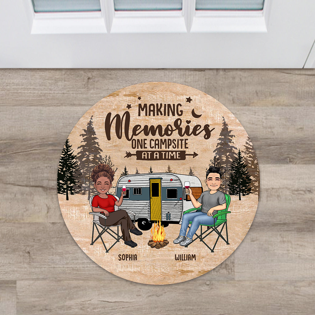 Happy Camper - Camping gift for husband, wife, boyfriend, boyfriend - Personalized Shaped Doormat