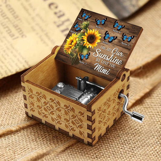 You Are My Sunshine - Gift for grandma, dad, mom, grandpa - Personalized Hand Crank Music Box
