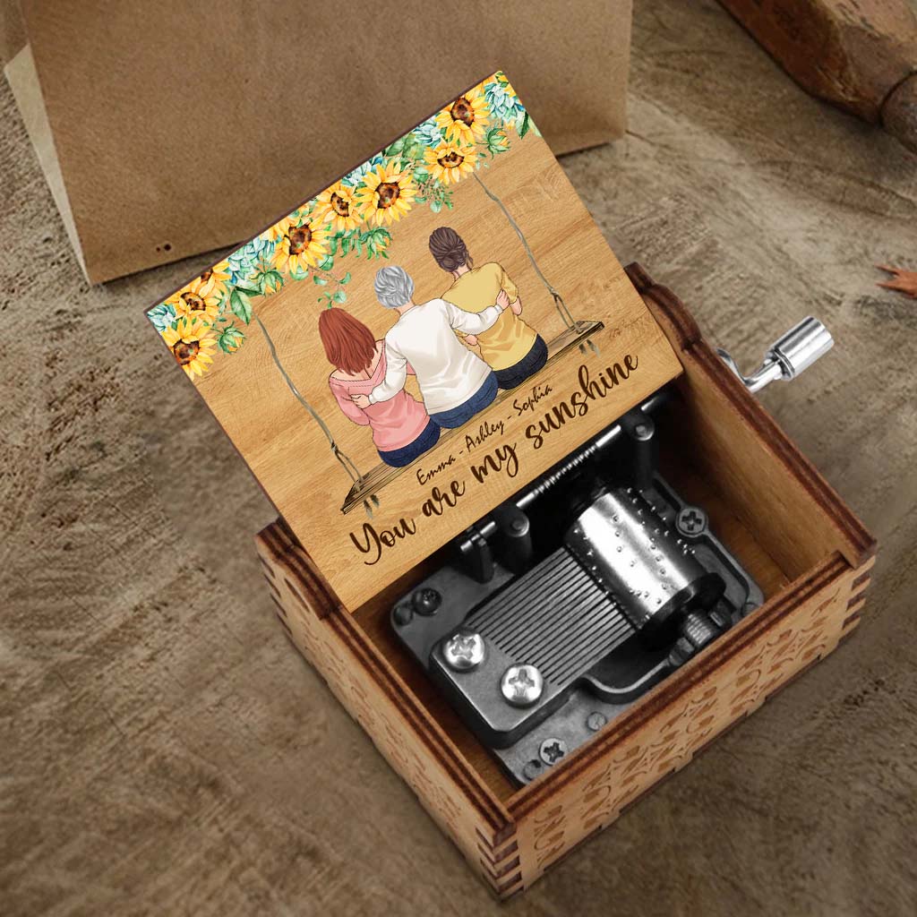 You Are My Sunshine - Personalized Mother’s Day Mother Hand Crank Music Box