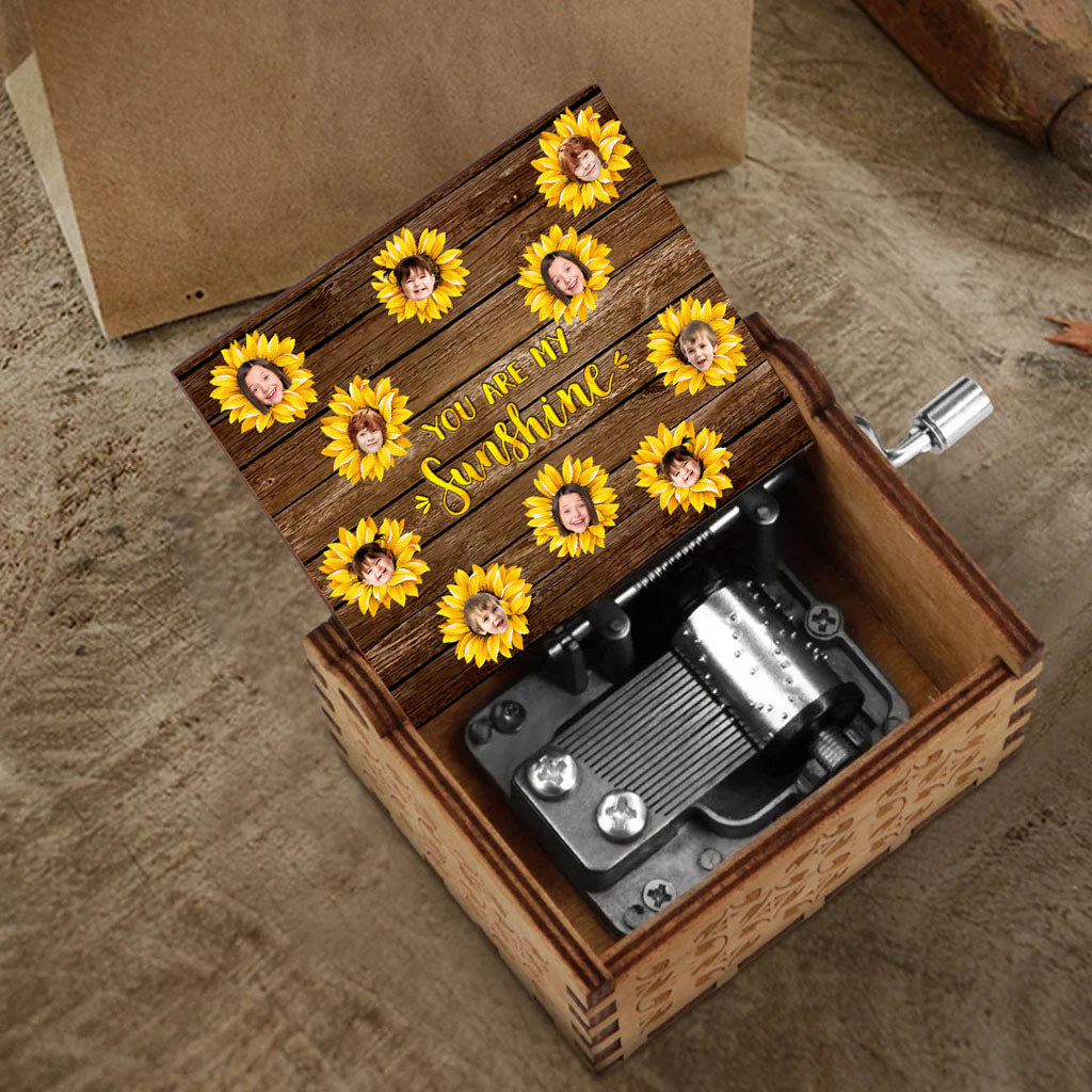 You Are My Sunshine - Gift for mom, grandma - Personalized Hand Crank Music Box