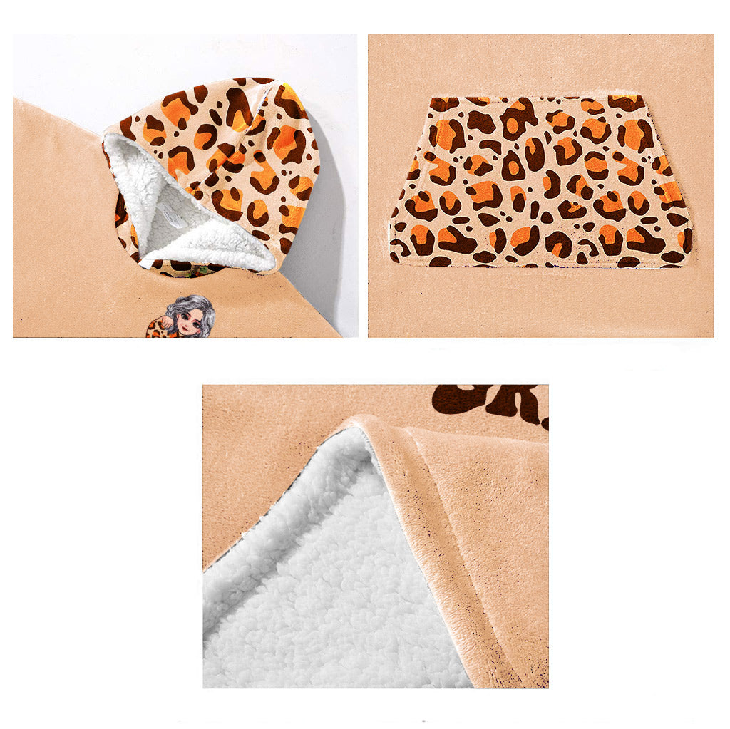 Grandma Grandma Grandma - Personalized Mother's Day Grandma Blanket Hoodie