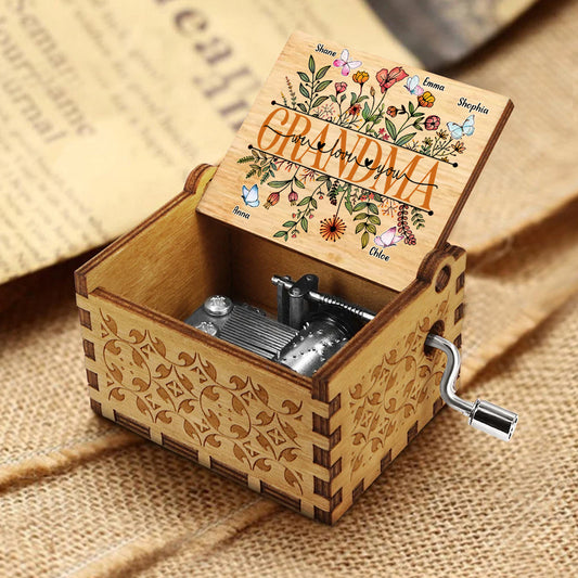 Grandma We Love You - Personalized Mother's Day Grandma Hand Crank Music Box