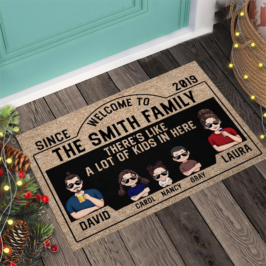 There's Like A Lot Of Kids In Here - Personalized Husband And Wife Doormat