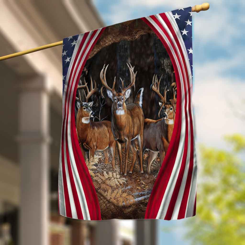 Love Hunting - Garden Flag