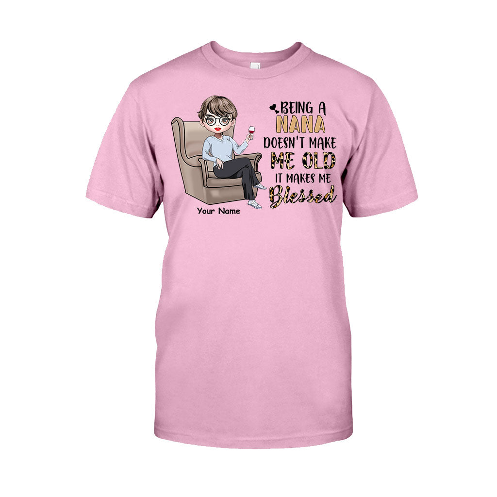 Being A Grandma Doesn't Make Me Old - Personalized Mother's Day T-shirt and Hoodie